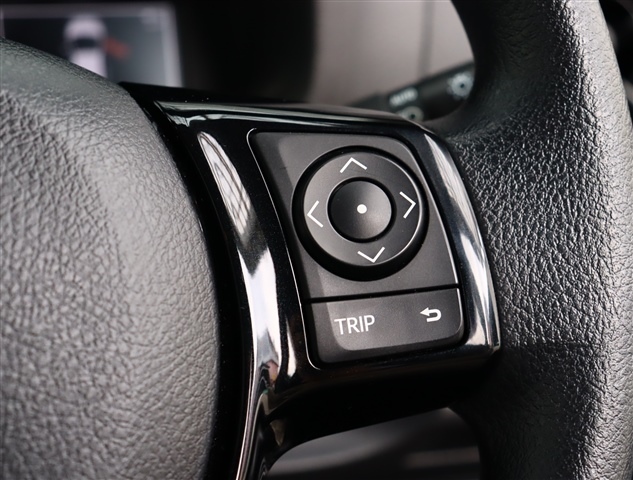 トヨタ ヴィッツ １．３ Ｆ H29年 (関東) 99