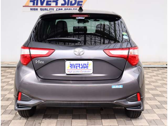 トヨタ ヴィッツ １．３ Ｆ H29年 (関東) 99