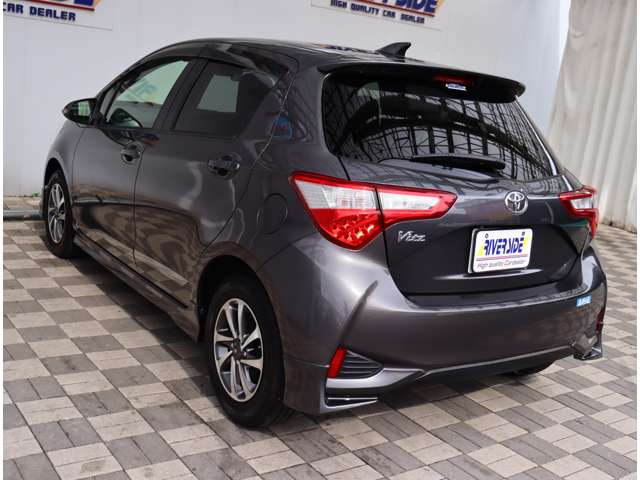 トヨタ ヴィッツ １．３ Ｆ H29年 (関東) 99