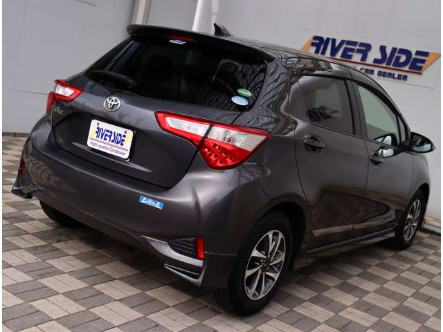 トヨタ ヴィッツ １．３ Ｆ H29年 (関東) 99