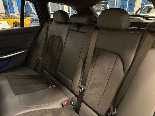 ＢＭＷ ３シリーズ ３１８Ｉ Ｍスポーツ R3年 (関東) 99