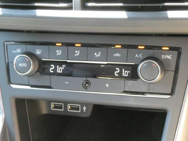 フォルクスワーゲン ポロ ＴＳＩ　ハイライン H30年 (関東) 99