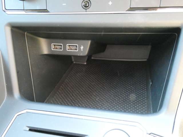 フォルクスワーゲン ポロ ＴＳＩ　ハイライン H30年 (関東) 99