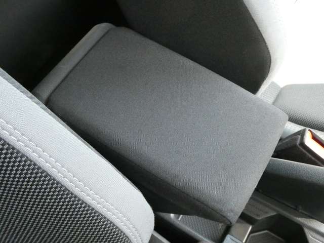 フォルクスワーゲン ポロ ＴＳＩ　ハイライン H30年 (関東) 99