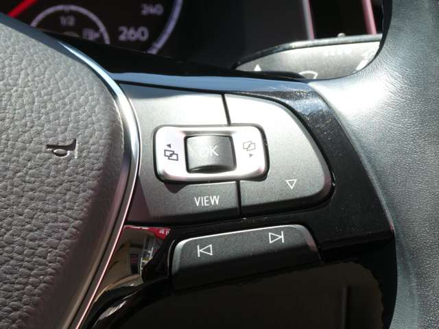 フォルクスワーゲン ポロ ＴＳＩ　ハイライン H30年 (関東) 99