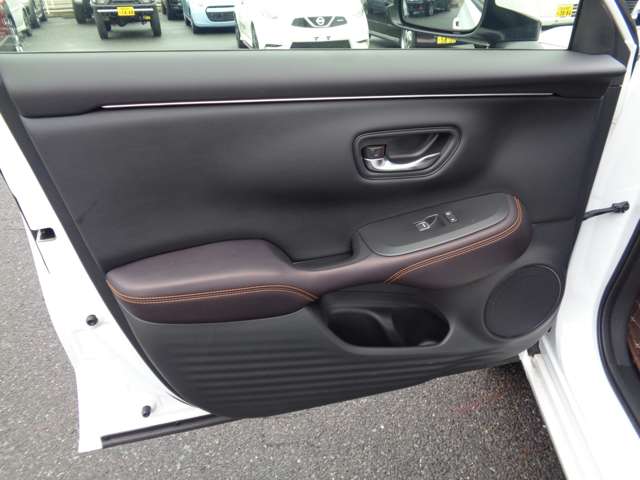 ホンダ ＺＲ－Ｖ ２．０ Ｅ：ＨＥＶ Ｚ R6年 (中国) 99