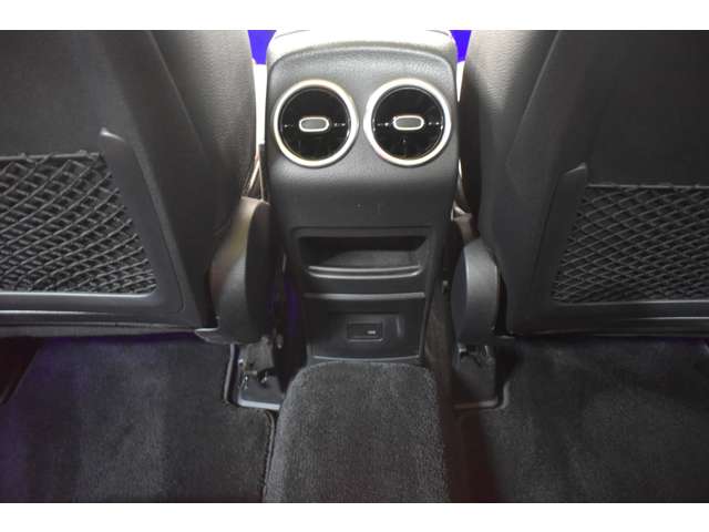 ＡＭＧ ＧＬＢ ３５ ４マチック ４ＷＤ R3年 (関東) 99