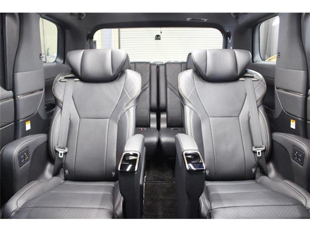 トヨタ ヴェルファイア　ハイブリッド ハイブリッド ２．５ Ｚプレミア Ｅ－ＦＯＵＲ ４ＷＤ R6年 (北海道) 99