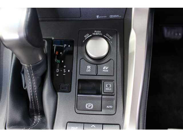 レクサス ＮＸ３００ｈ ３００Ｈ Ｉパッケージ ４ＷＤ H27年 (北海道) 99