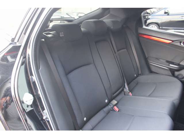 ホンダ シビック １．５ H29年 (関東) 99