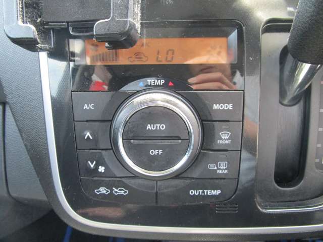 マツダ ＡＺ−ワゴン ６６０ カスタムスタイル ＸＴ ４ＷＤ H22年 (中国) 99