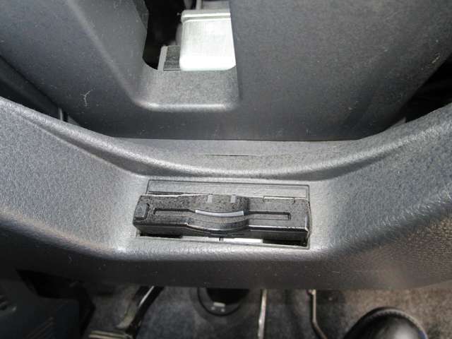 マツダ ＡＺ−ワゴン ６６０ カスタムスタイル ＸＴ ４ＷＤ H22年 (中国) 99