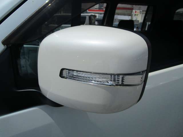 マツダ ＡＺ−ワゴン ６６０ カスタムスタイル ＸＴ ４ＷＤ H22年 (中国) 99