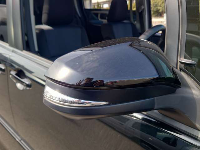 トヨタ ヴォクシー ２．０ ＺＳ H26年 (中国) 99