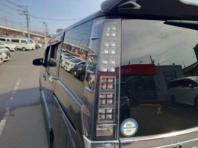 トヨタ ヴォクシー ２．０ ＺＳ H26年 (中国) 99