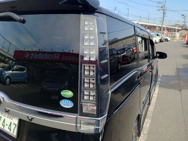 トヨタ ヴォクシー ２．０ ＺＳ H26年 (中国) 99