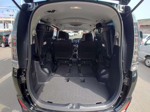 トヨタ ヴォクシー ２．０ ＺＳ H26年 (中国) 99