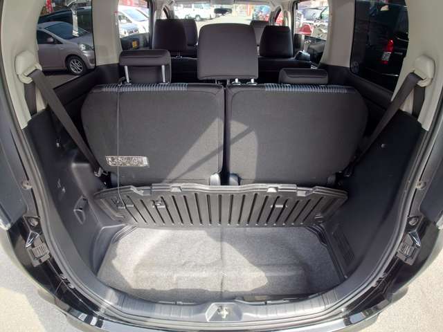 トヨタ ヴォクシー ２．０ ＺＳ H26年 (中国) 99