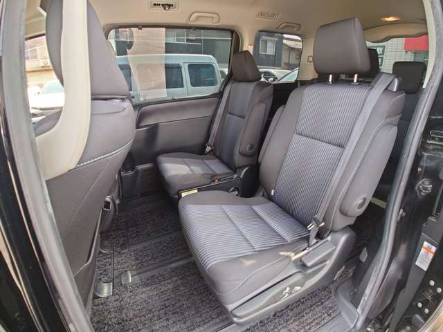 トヨタ ヴォクシー ２．０ ＺＳ H26年 (中国) 99