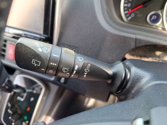 トヨタ ヴォクシー ２．０ ＺＳ H26年 (中国) 99