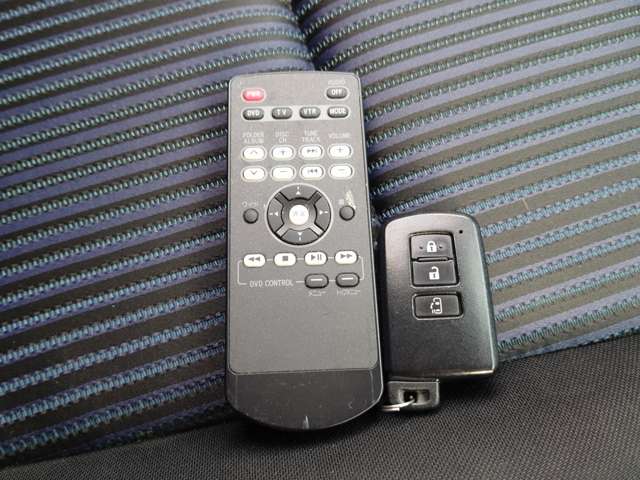 トヨタ ヴォクシー ２．０ ＺＳ H26年 (中国) 99