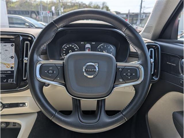 ボルボ ＸＣ４０ Ｔ４ ＡＷＤ インスクリプション ４ＷＤ R2年 (東北) 99