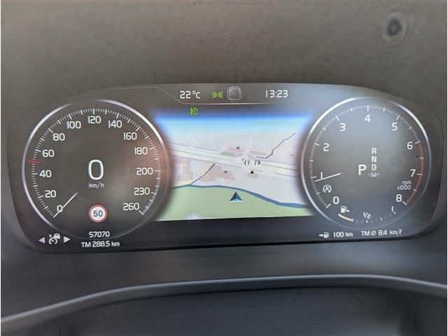 ボルボ ＸＣ４０ Ｔ４ ＡＷＤ インスクリプション ４ＷＤ R2年 (東北) 99