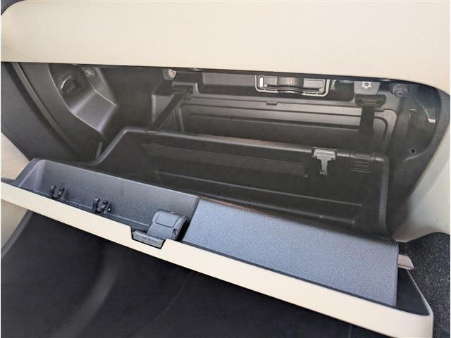 ボルボ ＸＣ４０ Ｔ４ ＡＷＤ インスクリプション ４ＷＤ R2年 (東北) 99