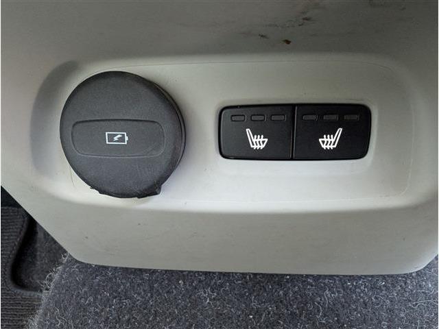 ボルボ ＸＣ４０ Ｔ４ ＡＷＤ インスクリプション ４ＷＤ R2年 (東北) 99