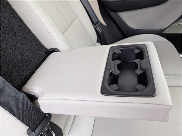 ボルボ ＸＣ４０ Ｔ４ ＡＷＤ インスクリプション ４ＷＤ R2年 (東北) 99