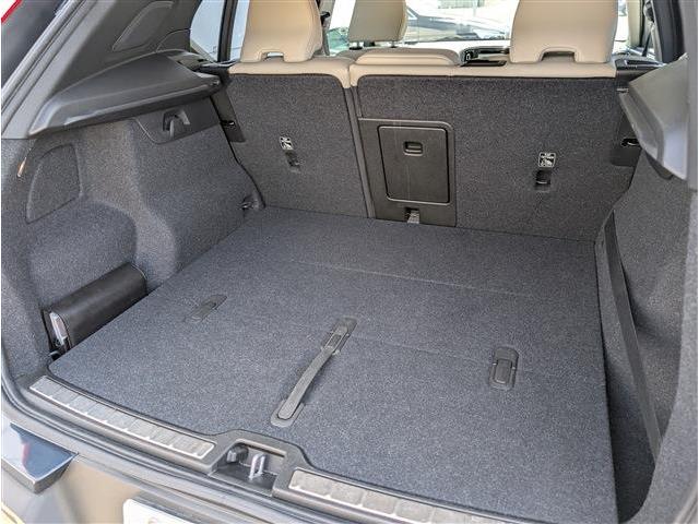 ボルボ ＸＣ４０ Ｔ４ ＡＷＤ インスクリプション ４ＷＤ R2年 (東北) 99