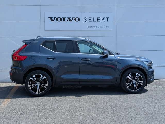 ボルボ ＸＣ４０ Ｔ４ ＡＷＤ インスクリプション ４ＷＤ R2年 (東北) 99