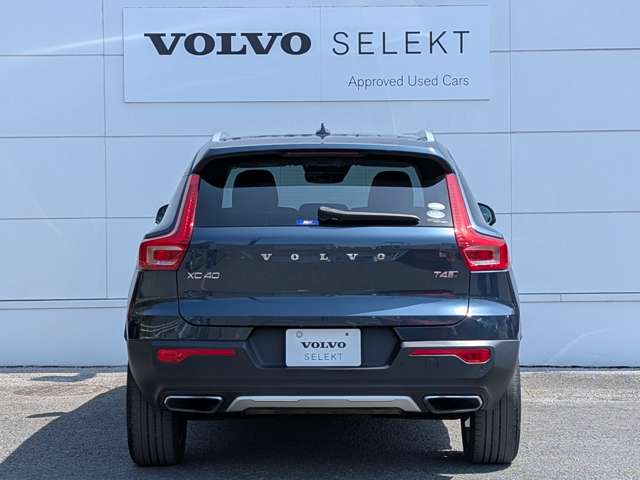 ボルボ ＸＣ４０ Ｔ４ ＡＷＤ インスクリプション ４ＷＤ R2年 (東北) 99