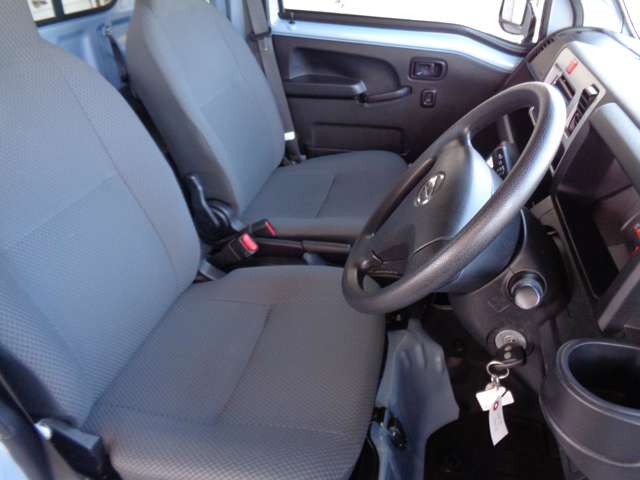 ダイハツ ハイゼットトラック ６６０ ジャンボ ＳＡＩＩＩＴ ３方開 ４ＷＤ R2年 () 99