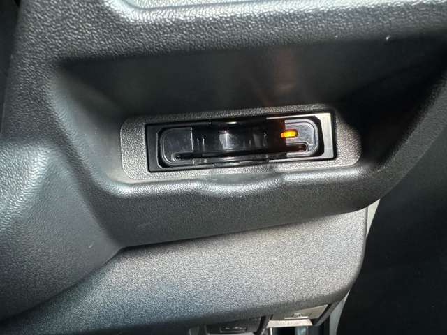 トヨタ ハイエースバン ３．０ スーパーＧＬ ロング ディーゼルターボ ４ＷＤ H26年 (東北) 99