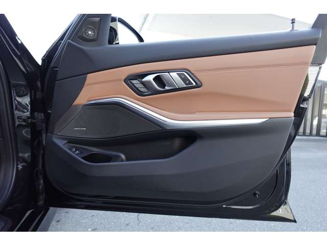 ＢＭＷ ３シリーズ Ｍ３４０Ｉ Ｘドライブ ４ＷＤ R4年 (近畿) 99