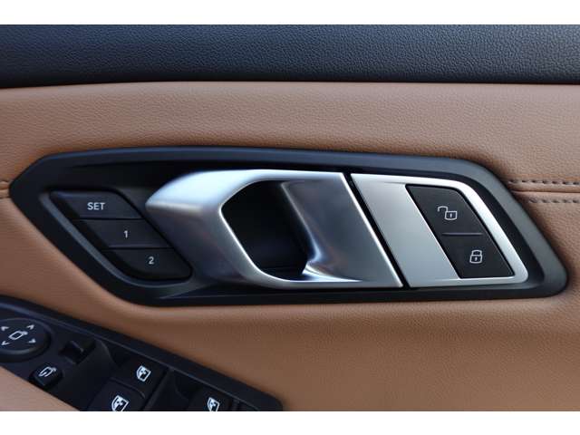 ＢＭＷ ３シリーズ Ｍ３４０Ｉ Ｘドライブ ４ＷＤ R4年 (近畿) 99