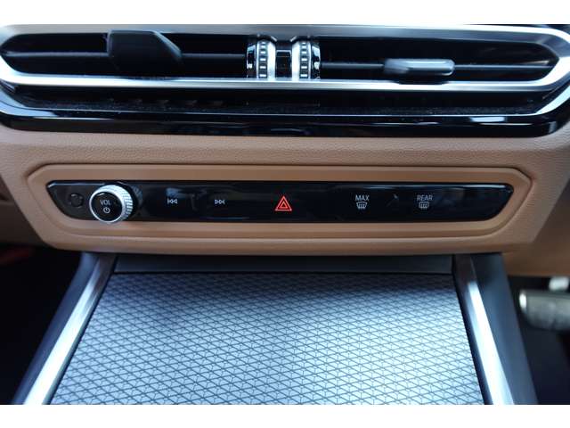 ＢＭＷ ３シリーズ Ｍ３４０Ｉ Ｘドライブ ４ＷＤ R4年 (近畿) 99