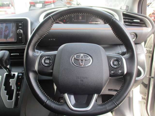 トヨタ シエンタ １．５ Ｇ H28年 (中国) 99