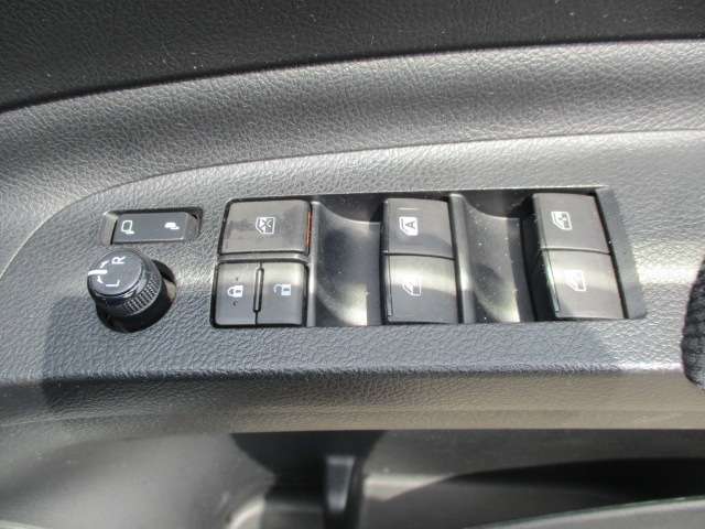 トヨタ シエンタ １．５ Ｇ H28年 (中国) 99