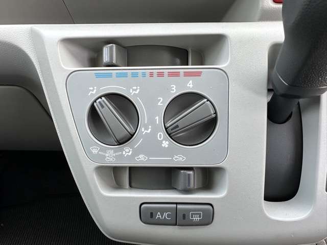 トヨタ ピクシス　エポック ６６０ Ｘ ＳＡＩＩＩ R2年 (東海) 99