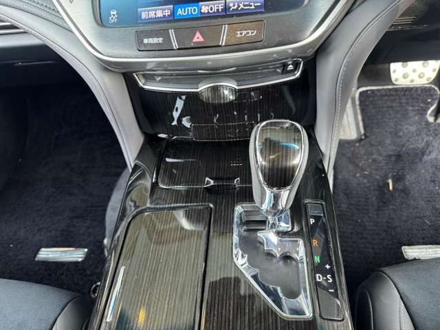 トヨタ クラウン　ハイブリッド ハイブリッド ２．５ Ｓ ＦＯＵＲ ４ＷＤ Ｊフロンティア リミテッド H30年 (東北) 99