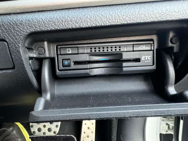 トヨタ クラウン　ハイブリッド ハイブリッド ２．５ Ｓ ＦＯＵＲ ４ＷＤ Ｊフロンティア リミテッド H30年 (東北) 99