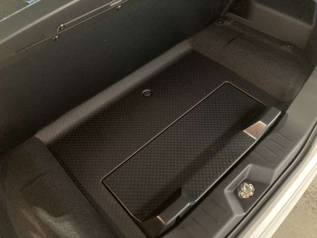 ダイハツ トール １．０ カスタムＧ ４ＷＤ R6年 (東北) 99