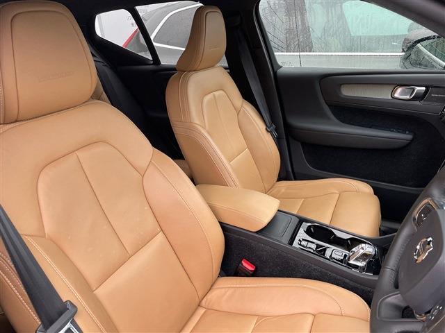 ボルボ ＸＣ４０ Ｔ４ ＡＷＤ インスクリプション ４ＷＤ R1年 (東北) 99
