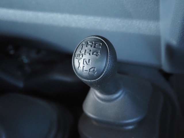 トヨタ ランドクルーザーピックアップ ４．０ ４ＷＤ H27年 (関東) 99