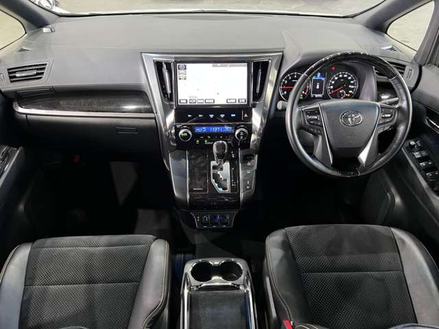 トヨタ ヴェルファイア ２．５ Ｚ Ａエディション ゴールデンアイズ H29年 (関東) 99