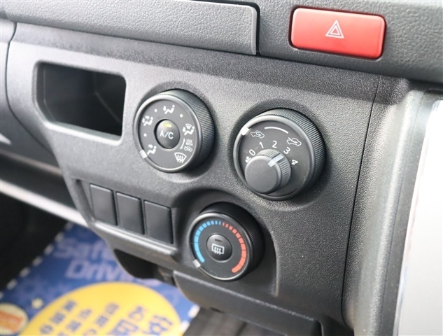 トヨタ ハイエースバン ２．０ ＤＸ ロング R5年 (関東) 99