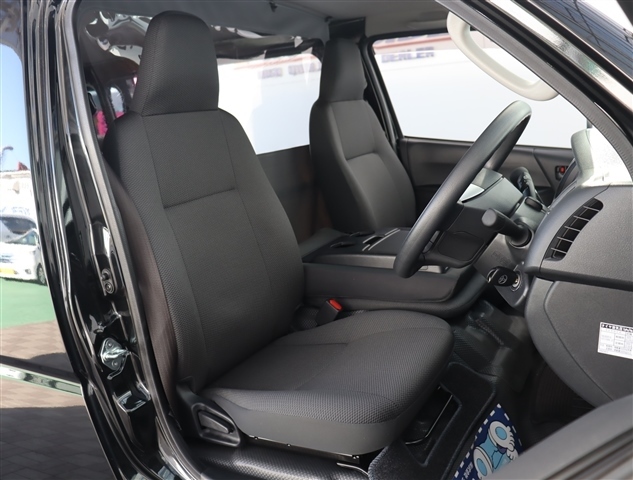 トヨタ ハイエースバン ２．０ ＤＸ ロング R5年 (関東) 99