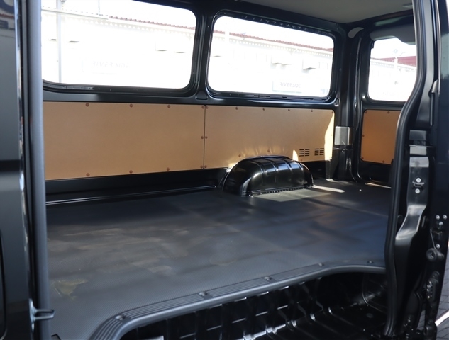 トヨタ ハイエースバン ２．０ ＤＸ ロング R5年 (関東) 99